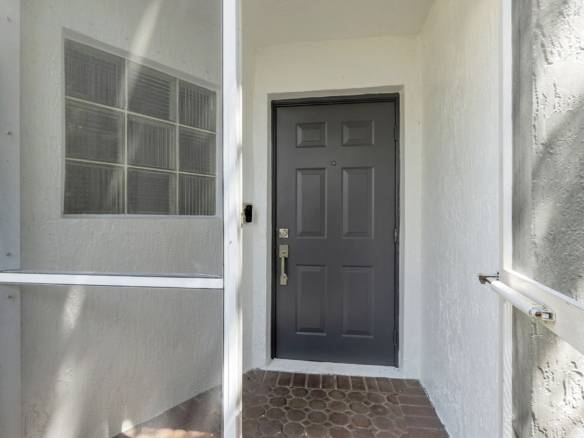 Spacious 3-Bedroom + Loft Townhouse with Water Views in Parkland