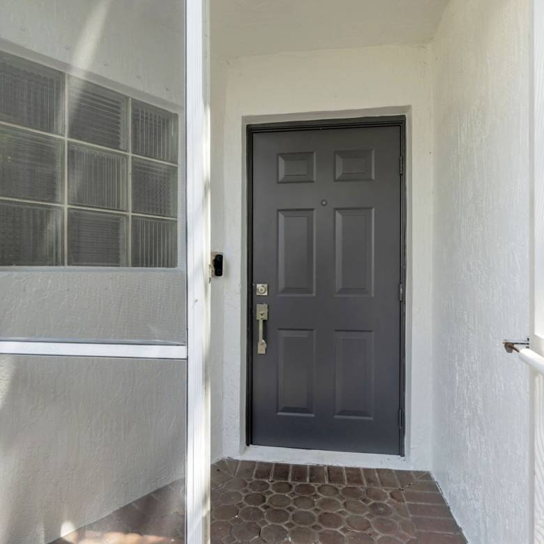 Spacious 3-Bedroom + Loft Townhouse with Water Views in Parkland