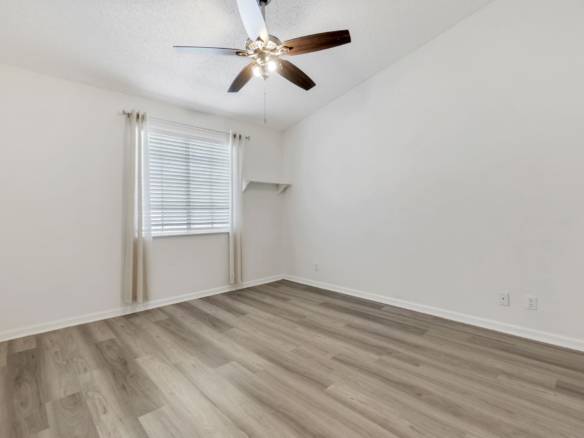 Spacious 3-Bedroom + Loft Townhouse with Water Views in Parkland