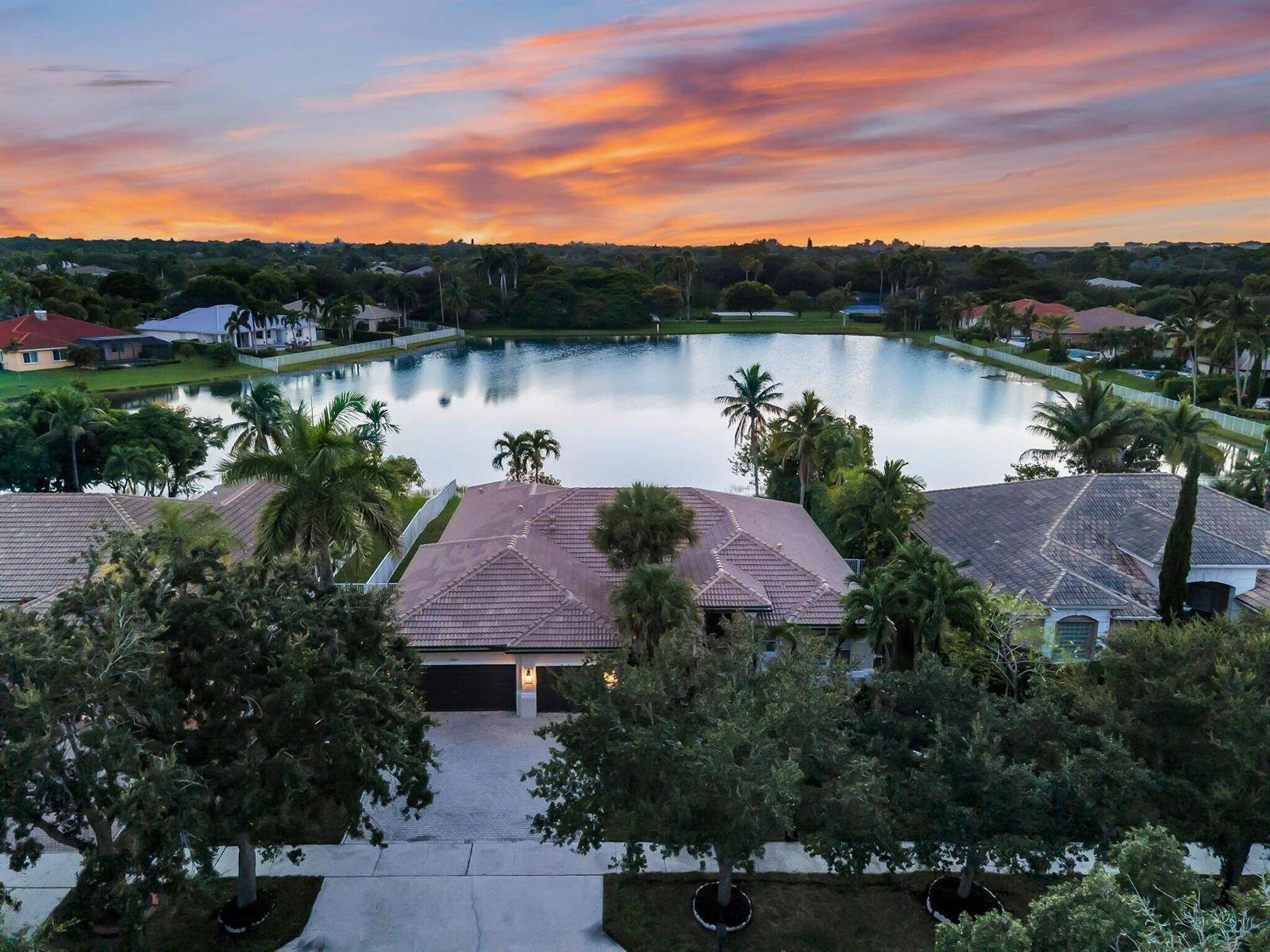 50 Stunning Lakefront Residence with Sunset Views in Cooper City