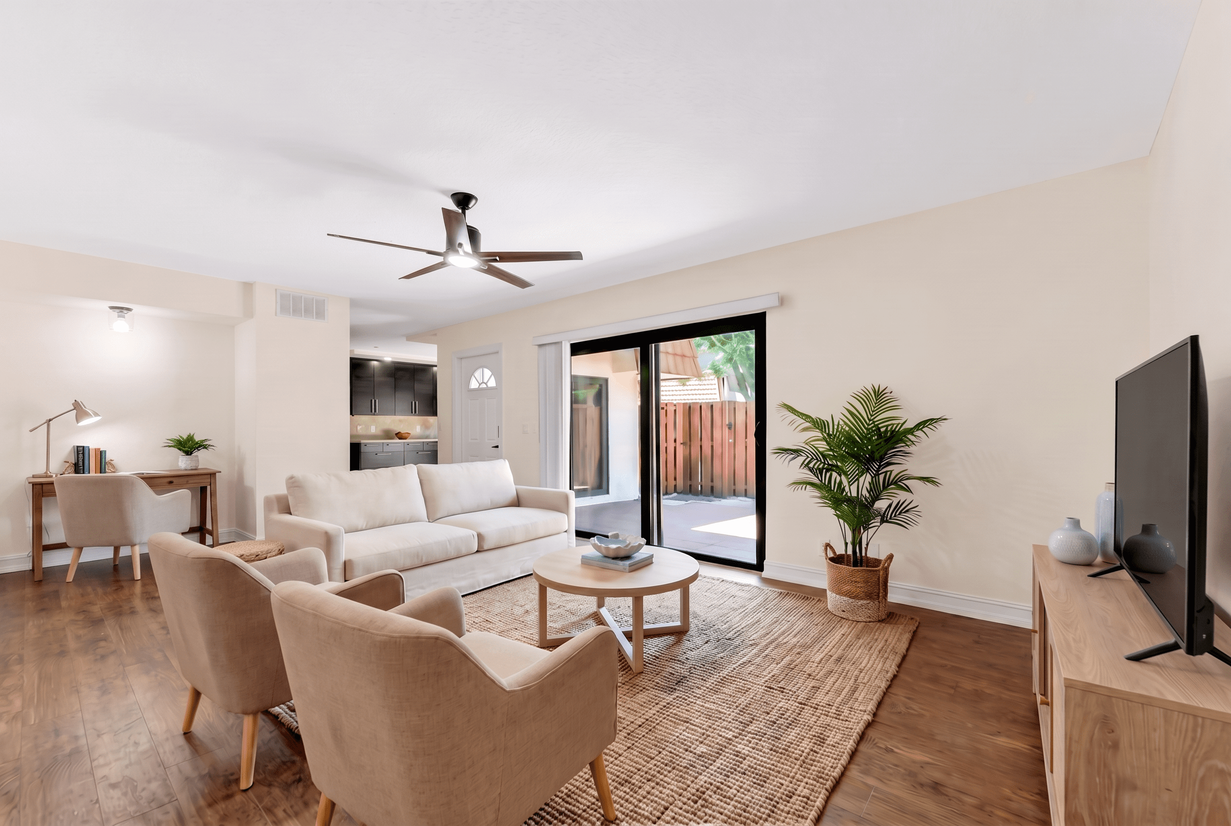 Bright 2-Bed Townhome with Private Courtyard