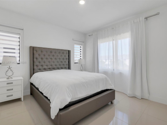 Spacious 5-Bedroom Corner-Lot Home with Three Private Suites in Aurora Subdivision