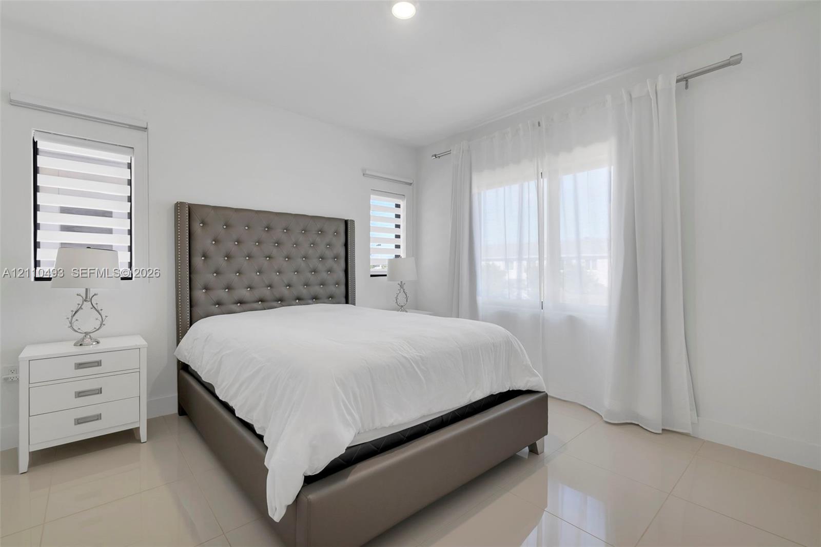 Spacious 5-Bedroom Corner-Lot Home with Three Private Suites in Aurora Subdivision